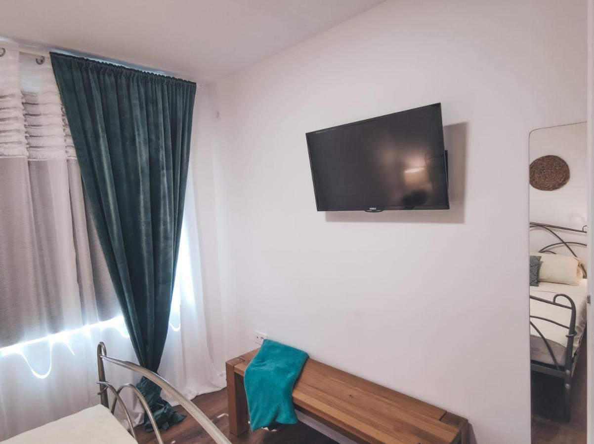 Villa-Apartments Bognar Velika Εξωτερικό φωτογραφία